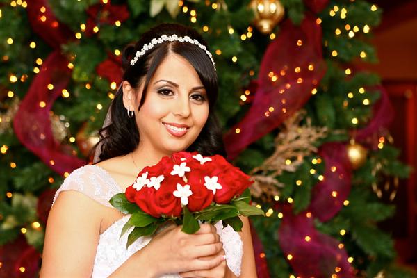 Here are some tips to make your Christmas wedding special Christmas Wedding
